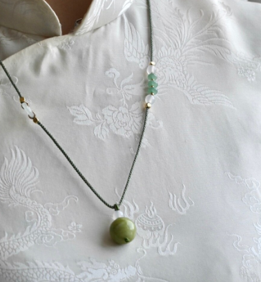 16mm Natural Serpentine Jade Necklace – Braided Cord Pendant, Minimalist Style