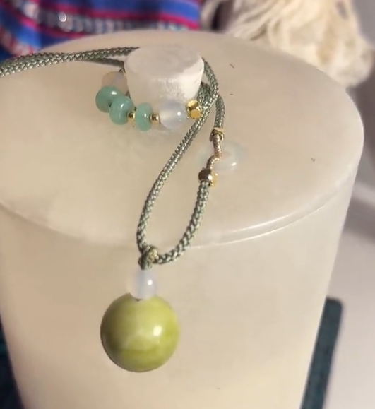 16mm Natural Serpentine Jade Necklace – Braided Cord Pendant, Minimalist Style