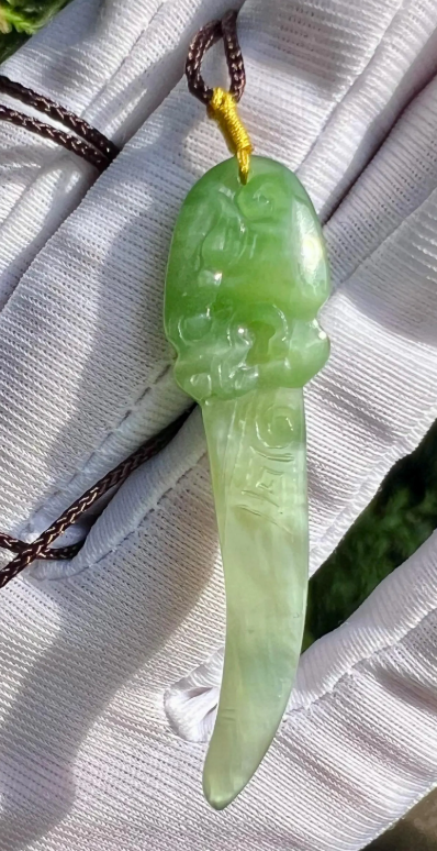 Dragon Sword Pendant Necklace – Green Stone-Style Charm, Statement Jewelry